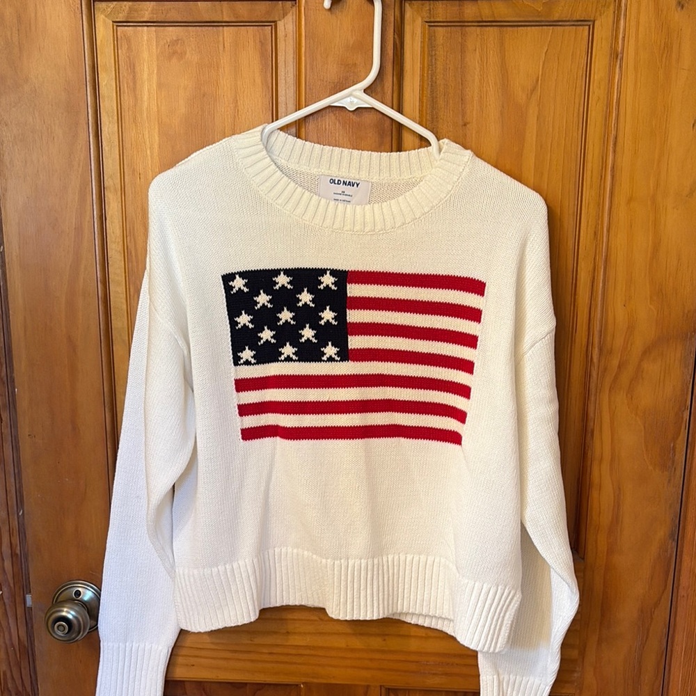 Old Navy White and Red Crew Neck Sweater